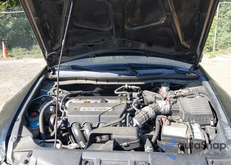 2009 Honda Accord 2.4 Lx-P из США, поврежденный, VIN 1HGCP26469A172895